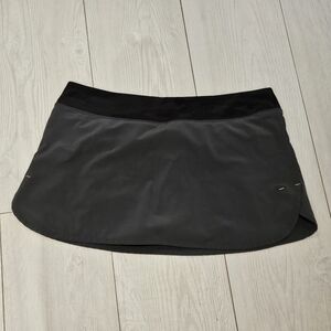 Lululemon Grey/Yellow Skirt
